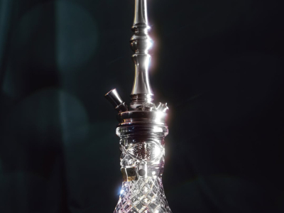 Moze Tradi Caesar : la chicha traditionnelle sublimée par le cristal d’exception